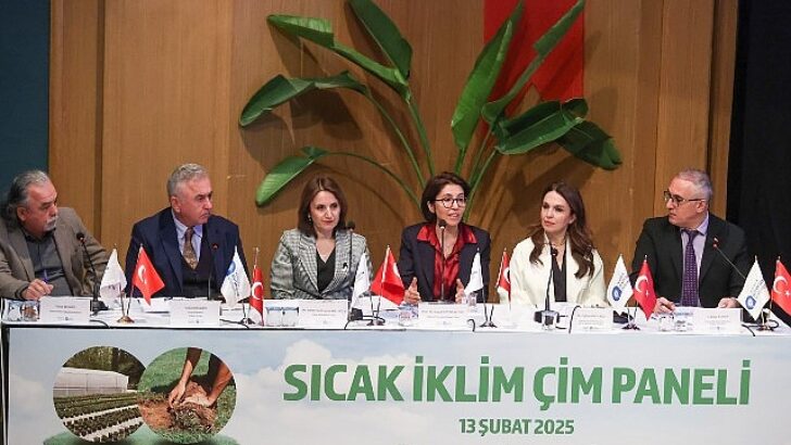 Büyükşehir Sıcak İklim Çim paneli düzenledi