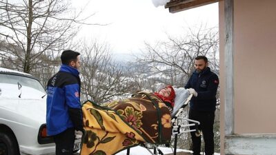 Büyükşehir, Sultan Teyze’yi 13 yıldır hastaneye taşıyor