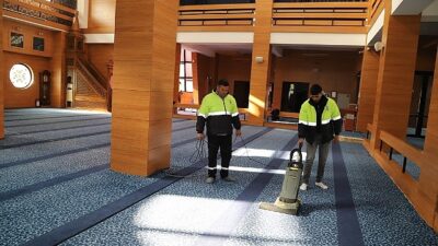 Dikili Belediyesi’nden Ramazan Ayı Öncesi Cami Paklığı