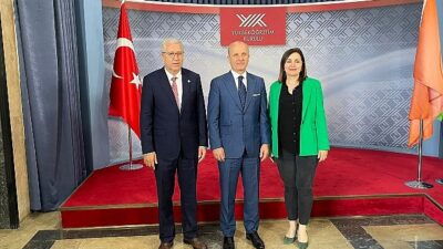 Ege Üniversitesinde yapay zekâ takviyeli manisiz web siteleri kullanılmaya başlandı