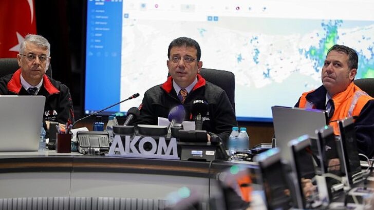 Ekrem İmamoğlu Bu Gece İçin Uyardı: Mümkün Olduğu Kadar Evinizden Çıkmayın, Toplu Taşıma Araçlarını Kullanın