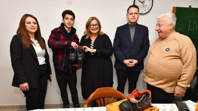 Endüstride staj yapan öğrencilere gözetici ekipman dayanağı