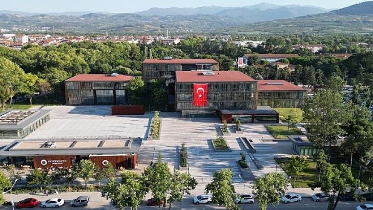 İnegöl Belediyesi 2024 Yılında Vatandaşı Şad Etti