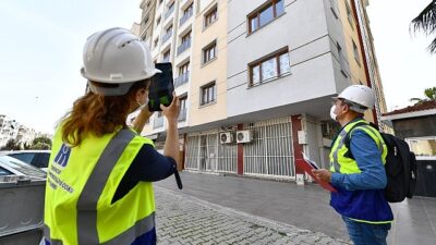 İzmir’de Bornova ve Bayraklı’da binaların üç boyutlu tahlilleri yapıldı