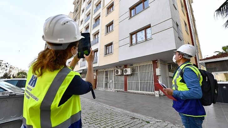 İzmir’de Bornova ve Bayraklı’da binaların üç boyutlu tahlilleri yapıldı