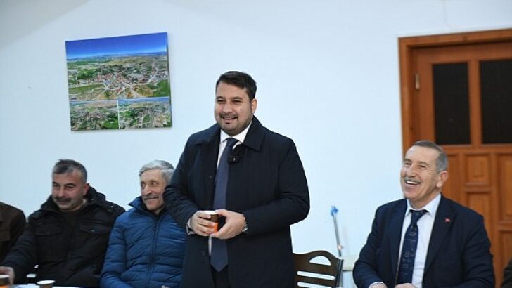 Kahramankazan Belediye Başkanı Selim Çırpanoğlu, mahalle ziyaretleri kapsamında Fethiye Mahallesi sakinleriyle bir ortaya geldi.