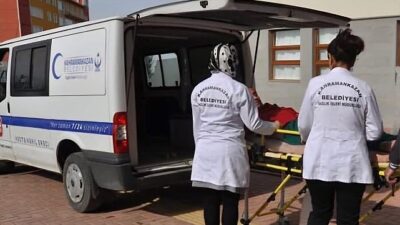 Kahramankazan Belediyesi’nin gönüllere dokunan hasta nakil aracı hizmeti, sıhhatte erişimi kolaylaştırmaya devam ediyor.