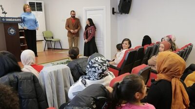 Karabağlar’da annelere farkındalık eğitimi