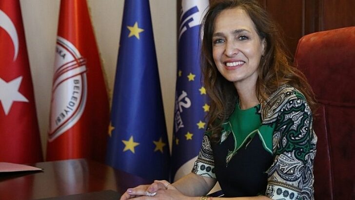Karşıyaka’da ‘Askıda Pide’ dayanışması