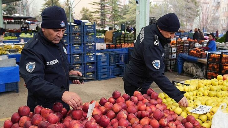 Keçiören’de Pazarlarda Sıkı Kontrol