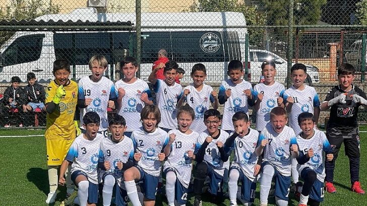 Kemer Belediyespor U11 grubu 3 puanı 3 golle aldı