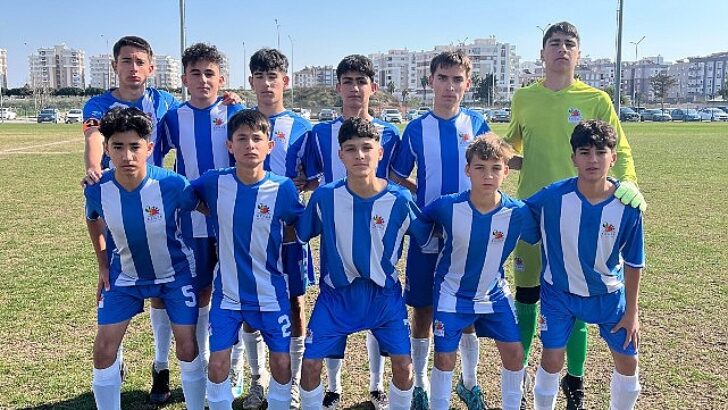 Kemer Belediyespor U15 dolu dizgin
