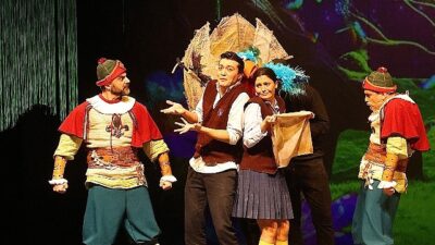 Konya Kent Tiyatrosu’ndan Minik Seyircilere Keyifli Bir Oyun: “Hiçu’da Yolculuk”