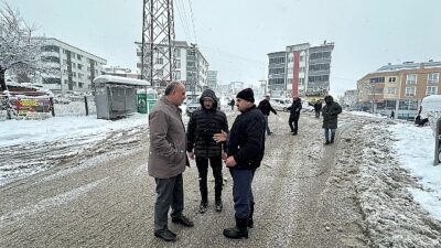 Lider İbrahim Sandıkçı: “52 mahallemizin tamamında karla gayret çalışmalarımıza aralıksız bir biçimde devam ediyoruz”