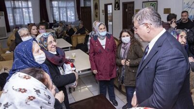 Lider Tugay Buca Cemevi’nde Hızır Orucu lokmasına ortak oldu
