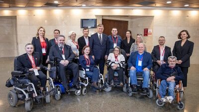 Lider Tugay’dan engelliler için muştular