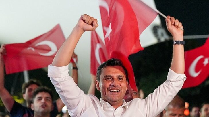 Lider Zeyrek, “Manisa’ma bir öbür bakıyorum”