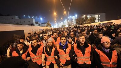 LÖSEV’in Kanseri Yenen Mücadeleci Gençleri Depremi Unutmadı