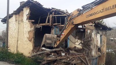 Metruk bina yıkımları sürat kazandı