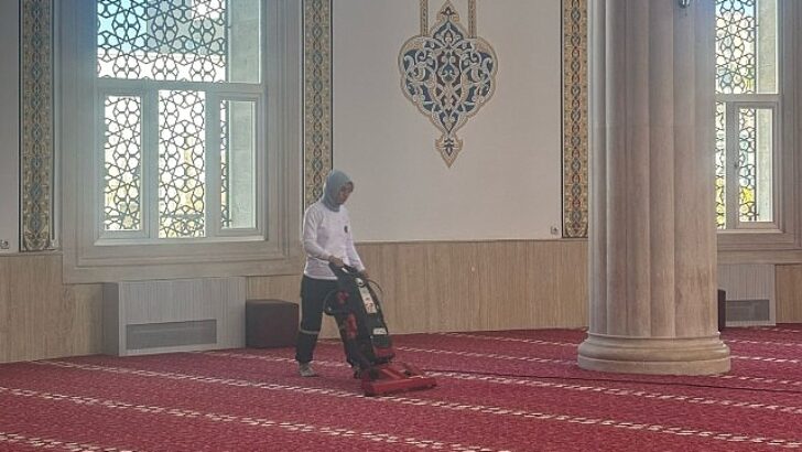 Ramazan ayı öncesi mescitlerde paklık