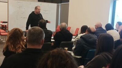 “Temel Dramaturji ve Tiyatro Oyunu Yazma” eğitimi sürüyor