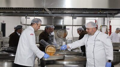 Türkiye’nin en büyük afet mutfağı hizmete alındı: Günde 22 bin ekmek üretebiliyor