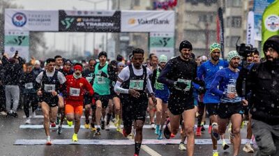 VakıfBank 45.Uluslararası Trabzon Yarı Maratonu Koşuldu