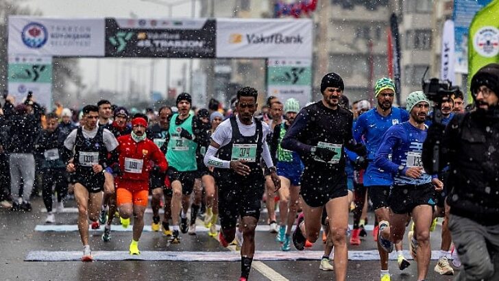 VakıfBank 45.Uluslararası Trabzon Yarı Maratonu Koşuldu