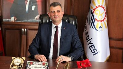 Allah: bu millete, bir daha istiklal marşı yazdırmasın