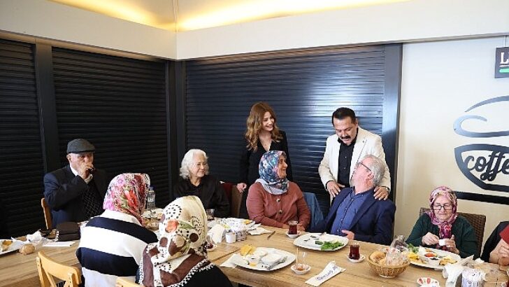Alzheimer hastaları EKDAĞ tesislerinde toplumsallaştı