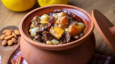 Ayvalı Kuzu Güveç