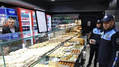 Bakırköy zabıtası halk güvenliği için market ve fırınları denetledi