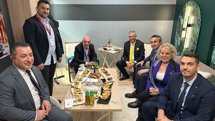 Başkan Topaloğlu Almanya’da tur operatörleri ile buluştu