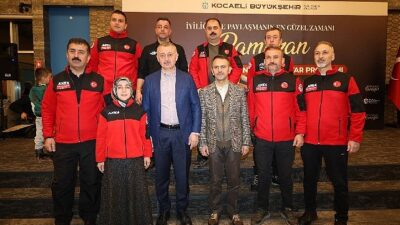 Büyükakın, afet gönüllüleriyle iftar yaptı