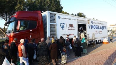 Büyükşehir’den Ramazan ayının birinci gününde sıcak yemek ikramı