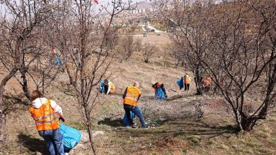 Çankaya’da Üniversiteliler Etraf İçin Bir Ortaya Geldi