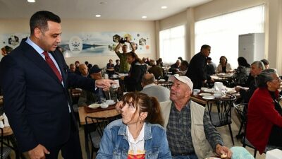 Çiğli Belediyesi’nden Mahallelerde İftar Sofraları