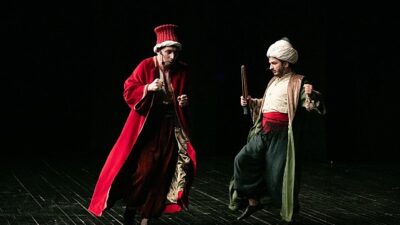 “Demokrasi Gemisi” demir aldı