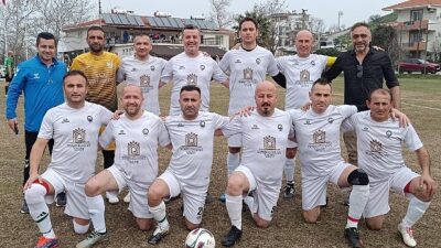 Foça Belediye Masterler 1 Akhisarspor Masterler 0