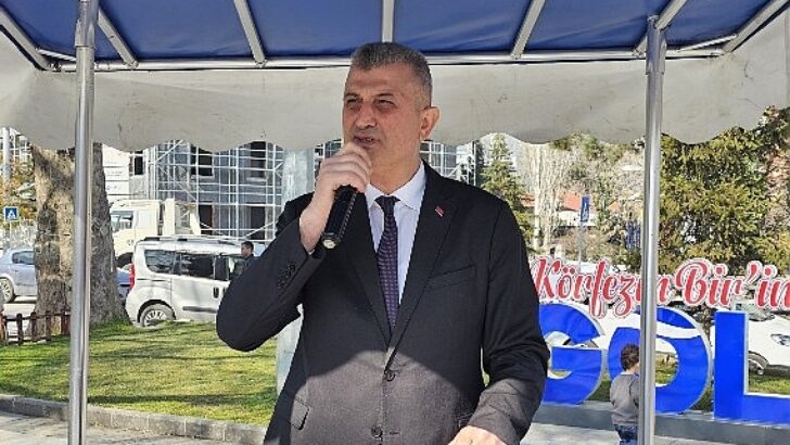 Gölcük’te bayanlar günü merasimle kutlandı
