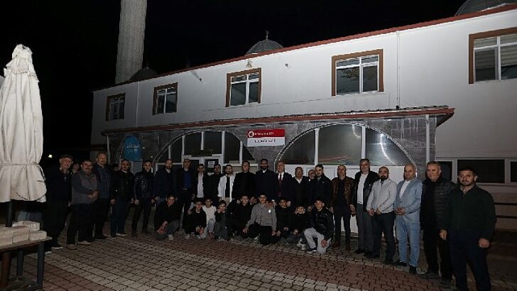 Hafız Ahmet Yüksel ile Tayyip Beğenilen İnegöllülerle buluştu
