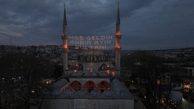 İkili Ezan Geleneği Üsküdar’da Yaşatılıyor