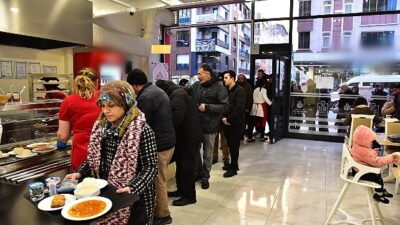 İstanbul Büyükşehir Belediyesi İBB Kent Lokantaları Ramazan’da Dayanışmayı Güçlendiriyor