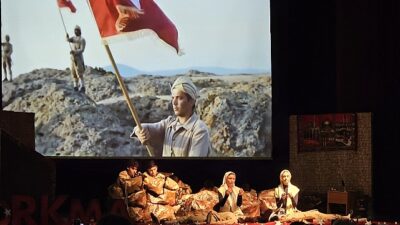 İstiklal marşı ve akif gölçük’te tiyatro sahnesine taşındı