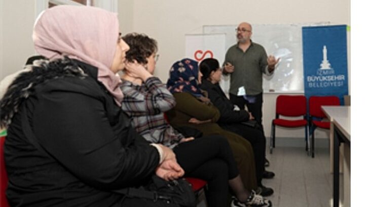 İzmirli anneler husus bağımlılığına karşı bilinçleniyor