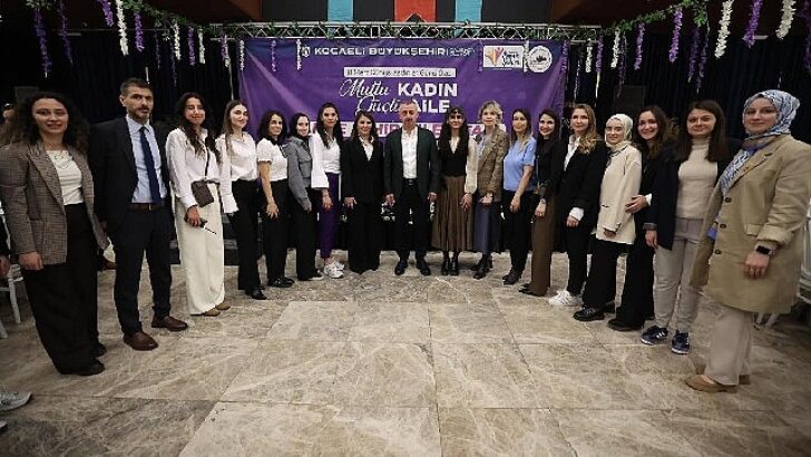 Jenerasyonlara biçim veren öğretmenlersiniz