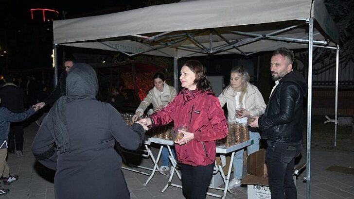 Kadir Gecesi’nin Rahmeti Paylaşıldı