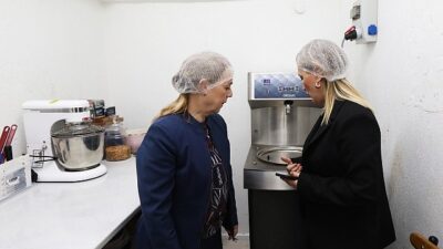 Karşıyaka Belediyesi’nden bayram öncesi tatlıcı kontrolü