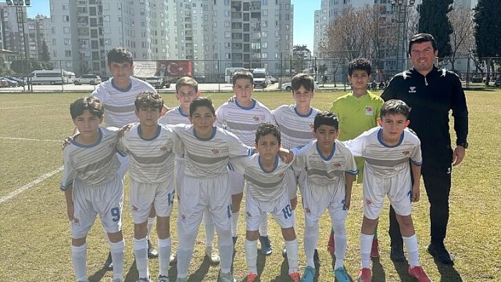 Kemerli gençler bir puanı 3 golle aldı