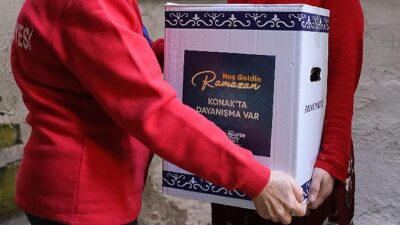 Konak Ramazan Bayramı’nı dayanışmayla karşıladı